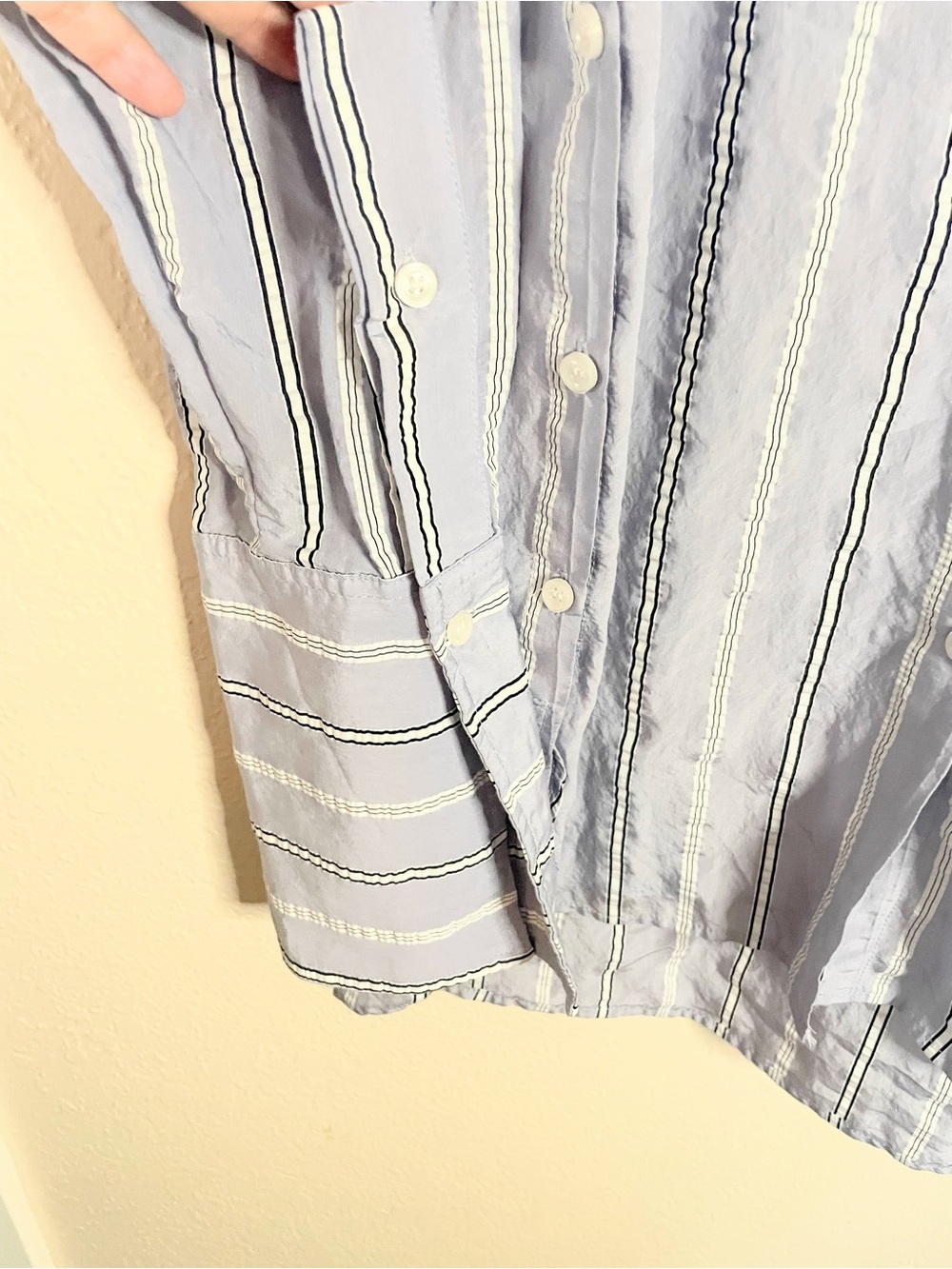 THEO The Label Euanthe Boyfriend Stripe Shirt M - Picture 6 of 12